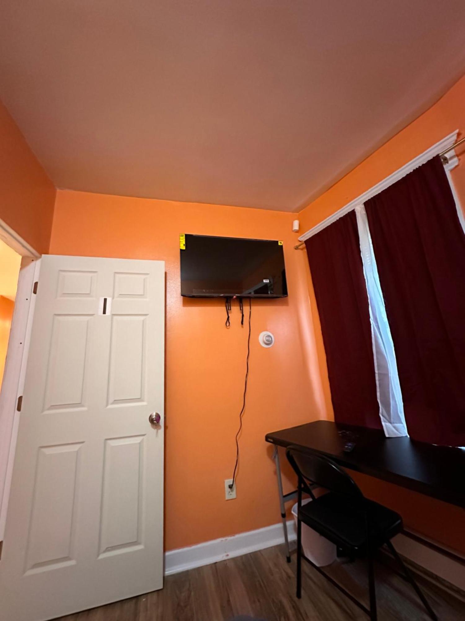 Fidellia Iron Room, Queen Bed Minutes From Newark Liberty International Airport And Newark Penn Station 外观 照片